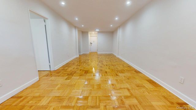 66-15 Thornton Place L4, Rego Park, NY 11374