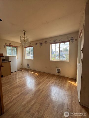 5712 S Augusta Street, Seattle, WA 98178