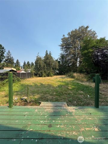 5712 S Augusta Street, Seattle, WA 98178