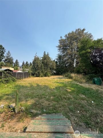 5712 S Augusta Street, Seattle, WA 98178