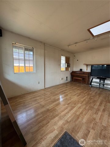 5712 S Augusta Street, Seattle, WA 98178