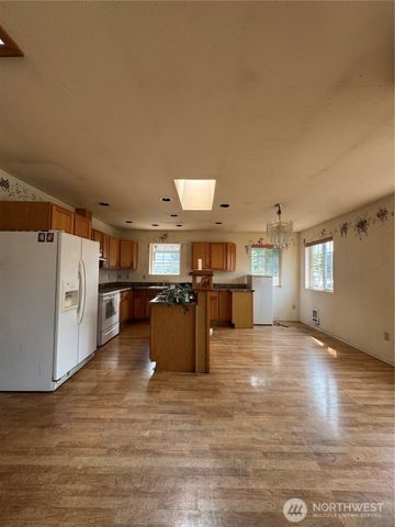 5712 S Augusta Street, Seattle, WA 98178