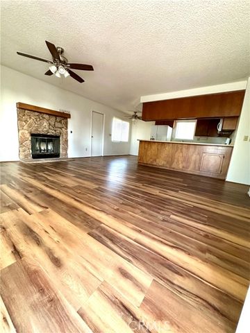 22773 Powhatan Road, Apple Valley, CA 92308