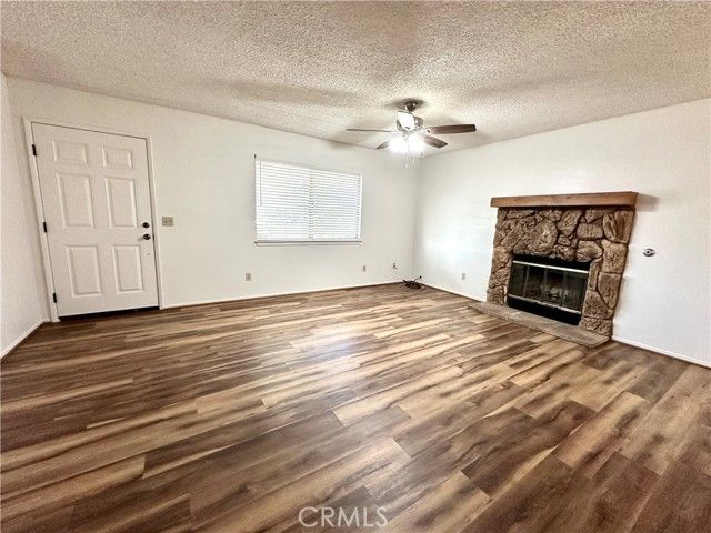 22773 Powhatan Road, Apple Valley, CA 92308