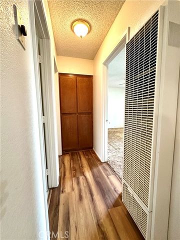 22773 Powhatan Road, Apple Valley, CA 92308