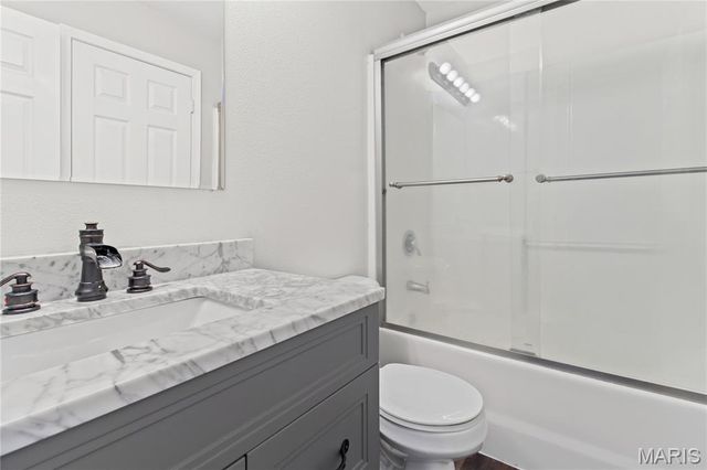 712 Woodside Creek Drive, Festus, MO 63028