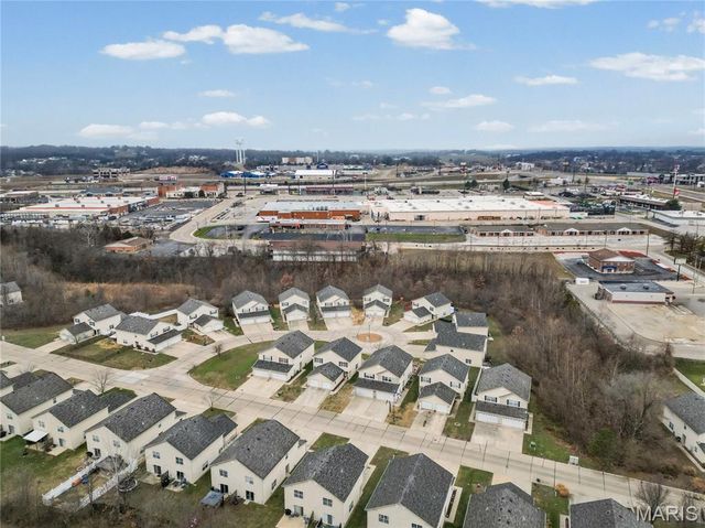 712 Woodside Creek Drive, Festus, MO 63028