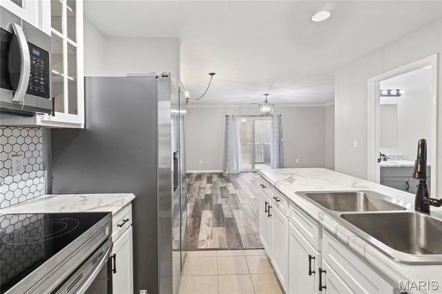 712 Woodside Creek Drive, Festus, MO 63028