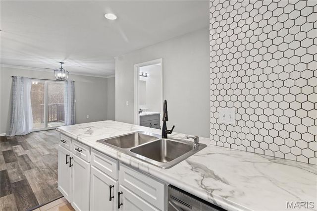 712 Woodside Creek Drive, Festus, MO 63028