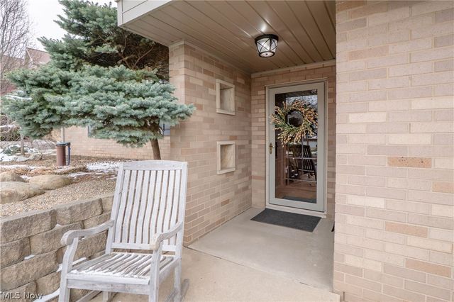 7416 Woodcrest Avenue NE, Canton, OH 44721