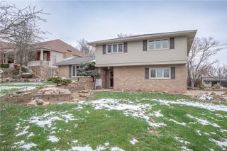 7416 Woodcrest Avenue NE, Canton, OH 44721