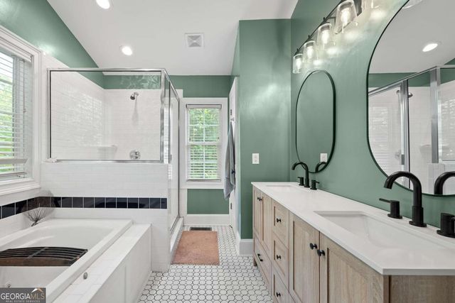 160 Crestview Circle, Athens, GA 30606