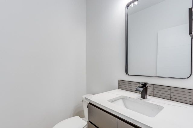 8547 W 37TH ST N, Wichita, KS 67205