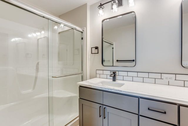 8547 W 37TH ST N, Wichita, KS 67205