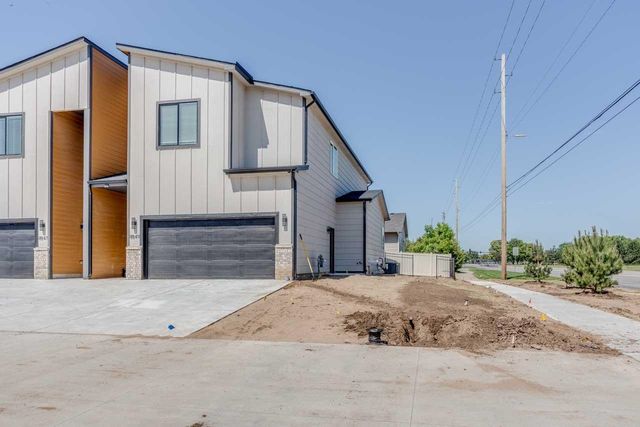 8547 W 37TH ST N, Wichita, KS 67205