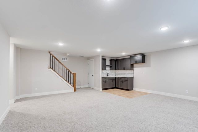 8547 W 37TH ST N, Wichita, KS 67205