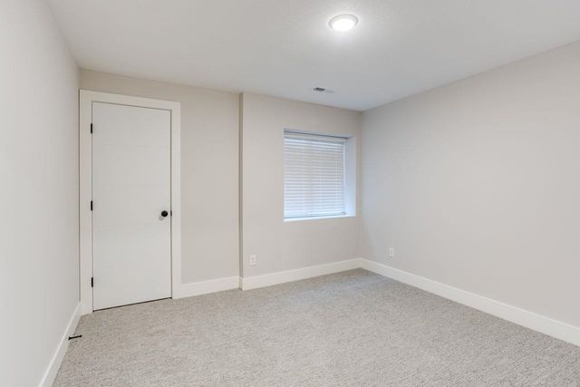 8547 W 37TH ST N, Wichita, KS 67205