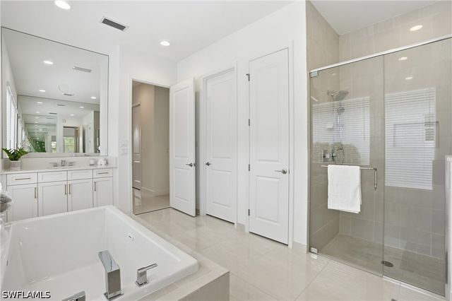 11949 Gardenia AVE, Naples, FL 34120