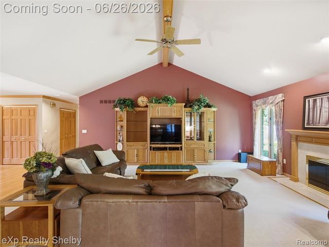 56432 Cromwell Court, Utica, MI 48316
