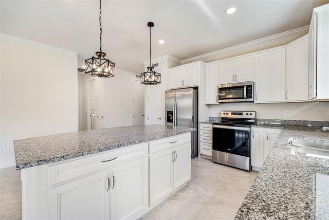3421 HAMPTON BOULEVARD, Alva, FL 33920