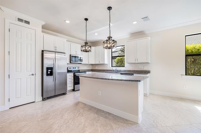 3421 HAMPTON BOULEVARD, Alva, FL 33920