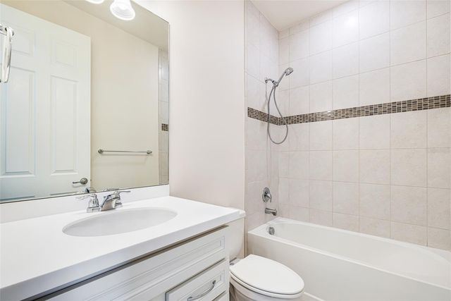 3421 HAMPTON BOULEVARD, Alva, FL 33920