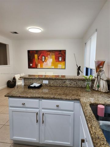 11629 NW 87th Ln 11629, Doral, FL 33178