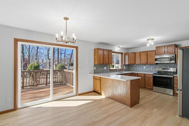 6408 Fox Run, Mcfarland, WI 53558