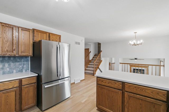 6408 Fox Run, Mcfarland, WI 53558