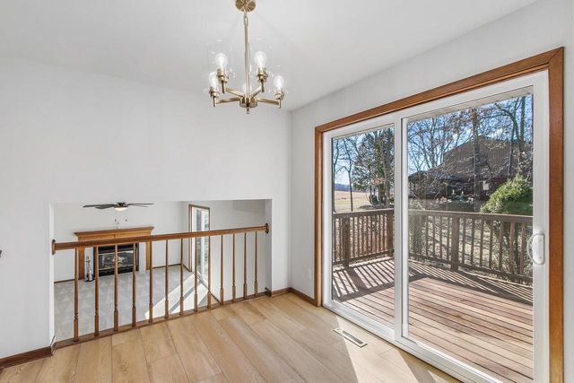 6408 Fox Run, Mcfarland, WI 53558