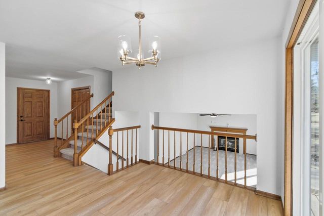 6408 Fox Run, Mcfarland, WI 53558