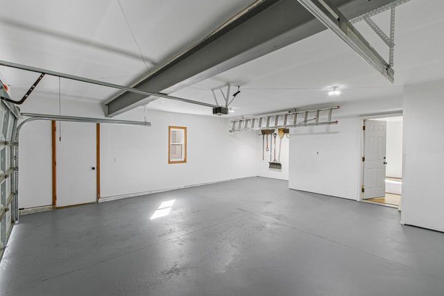 6408 Fox Run, Mcfarland, WI 53558