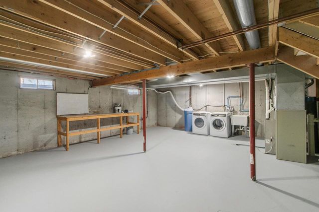 6408 Fox Run, Mcfarland, WI 53558