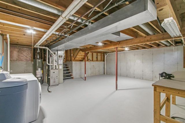 6408 Fox Run, Mcfarland, WI 53558