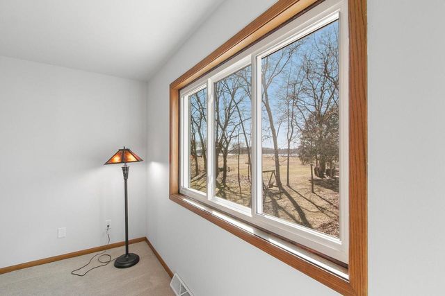 6408 Fox Run, Mcfarland, WI 53558