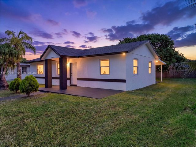 10755 SW 217th St, Miami, FL 33170