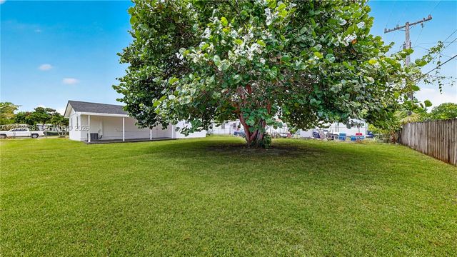 10755 SW 217th St, Miami, FL 33170