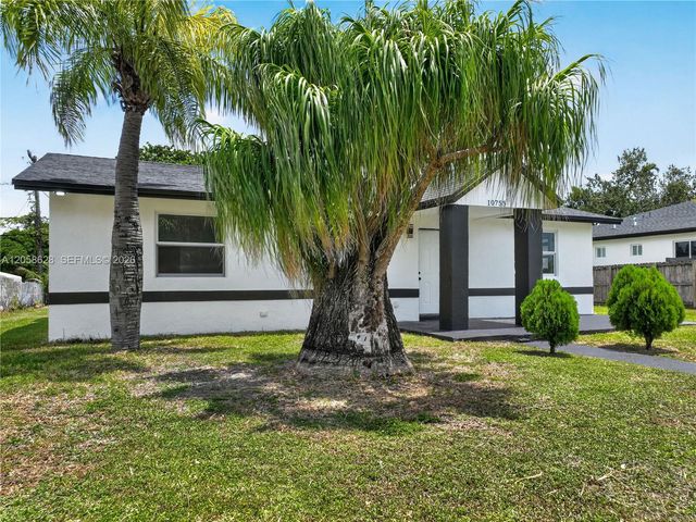 10755 SW 217th St, Miami, FL 33170