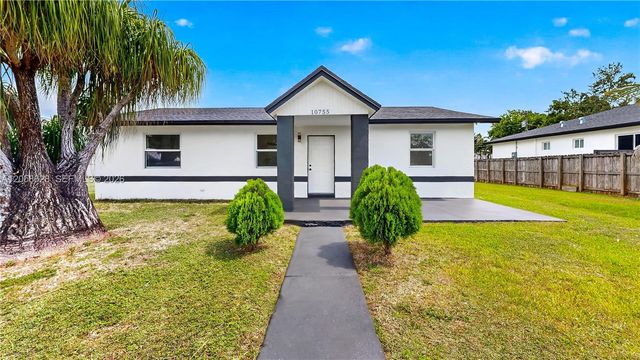 10755 SW 217th St, Miami, FL 33170