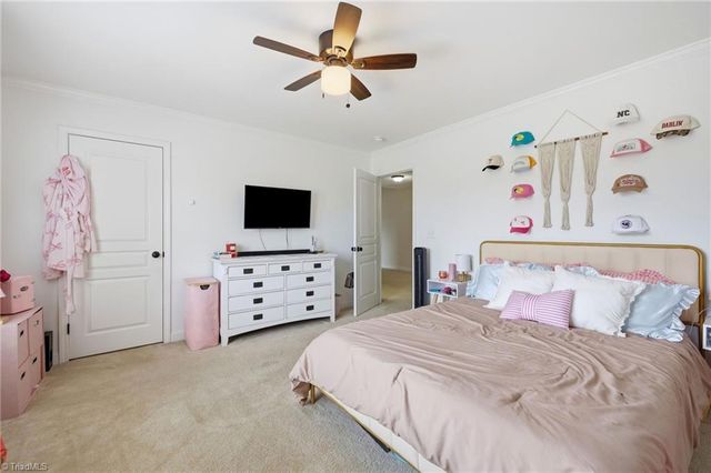 218 Penry Lane, Clemmons, NC 27012