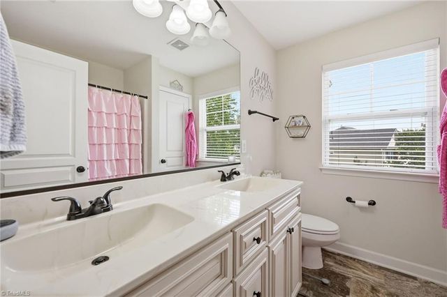 218 Penry Lane, Clemmons, NC 27012