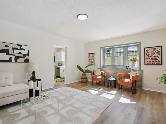 3837 3rd Street, Des Moines, IA 50313