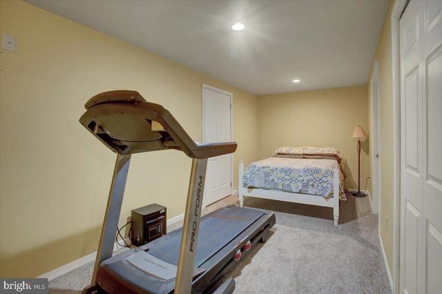 4171 FLETCHER DR, Greencastle, PA 17225