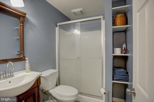 4171 FLETCHER DR, Greencastle, PA 17225