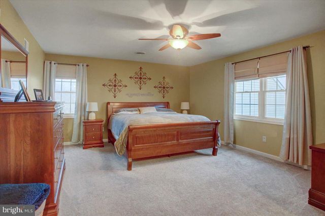 4171 FLETCHER DR, Greencastle, PA 17225