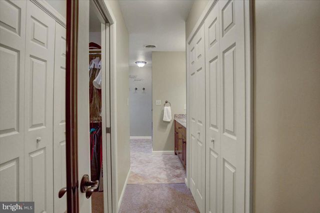 4171 FLETCHER DR, Greencastle, PA 17225