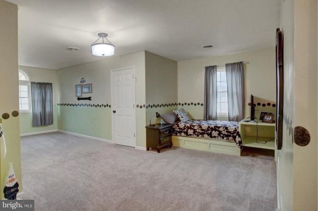 4171 FLETCHER DR, Greencastle, PA 17225