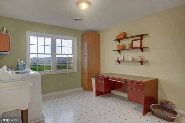 4171 FLETCHER DR, Greencastle, PA 17225