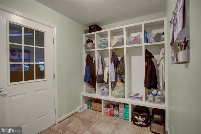 4171 FLETCHER DR, Greencastle, PA 17225