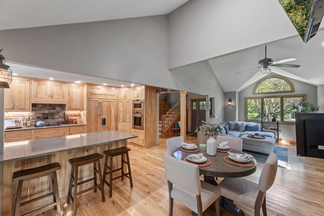 570 Connor Court, Lake Mills, WI 53551